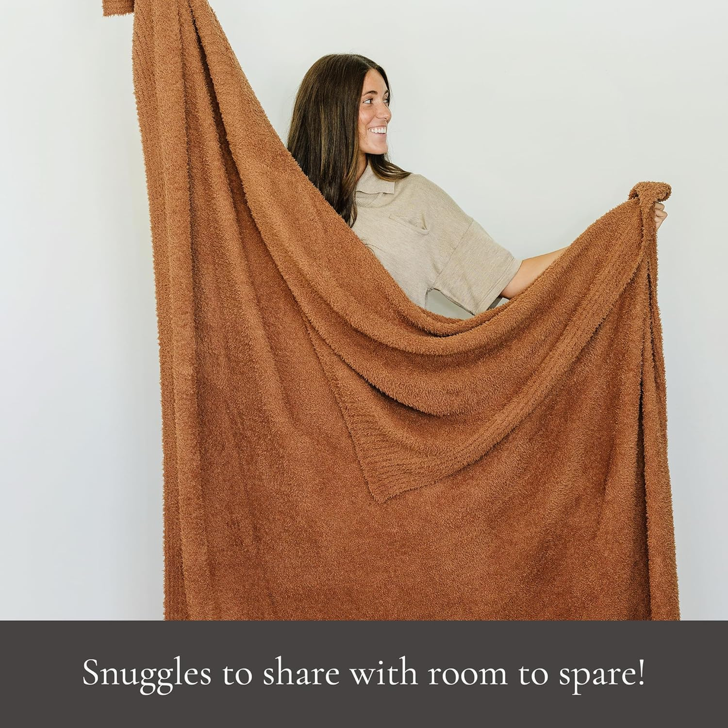 Saranoni Bamboni Luxury Throw Blanket — Oversized Caramel Plush Throw